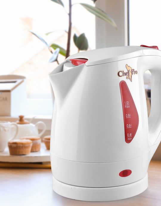 Chef Pro CPK 810 1-Litre Electric Kettle (White)